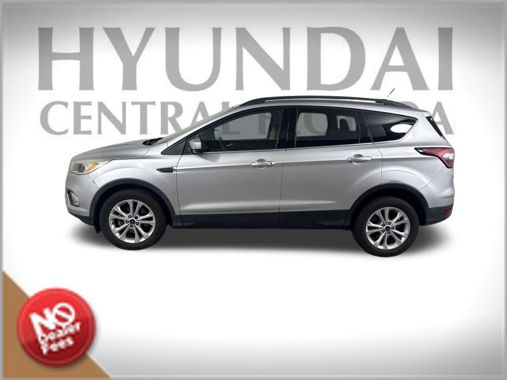 2018 Ford Escape SE photo 2