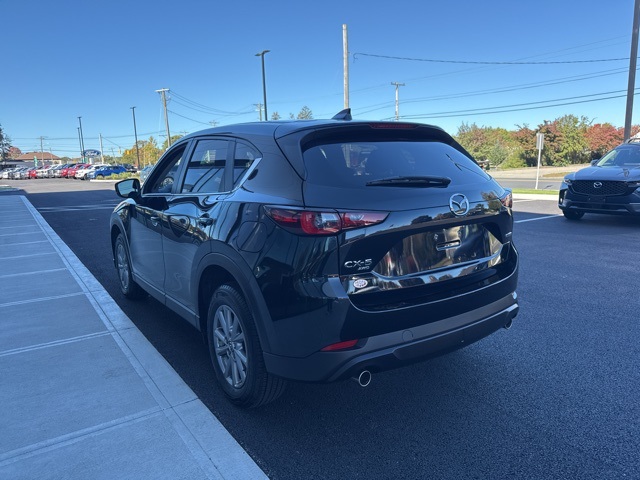 2023 Mazda CX-5 2.5 S Preferred photo 4