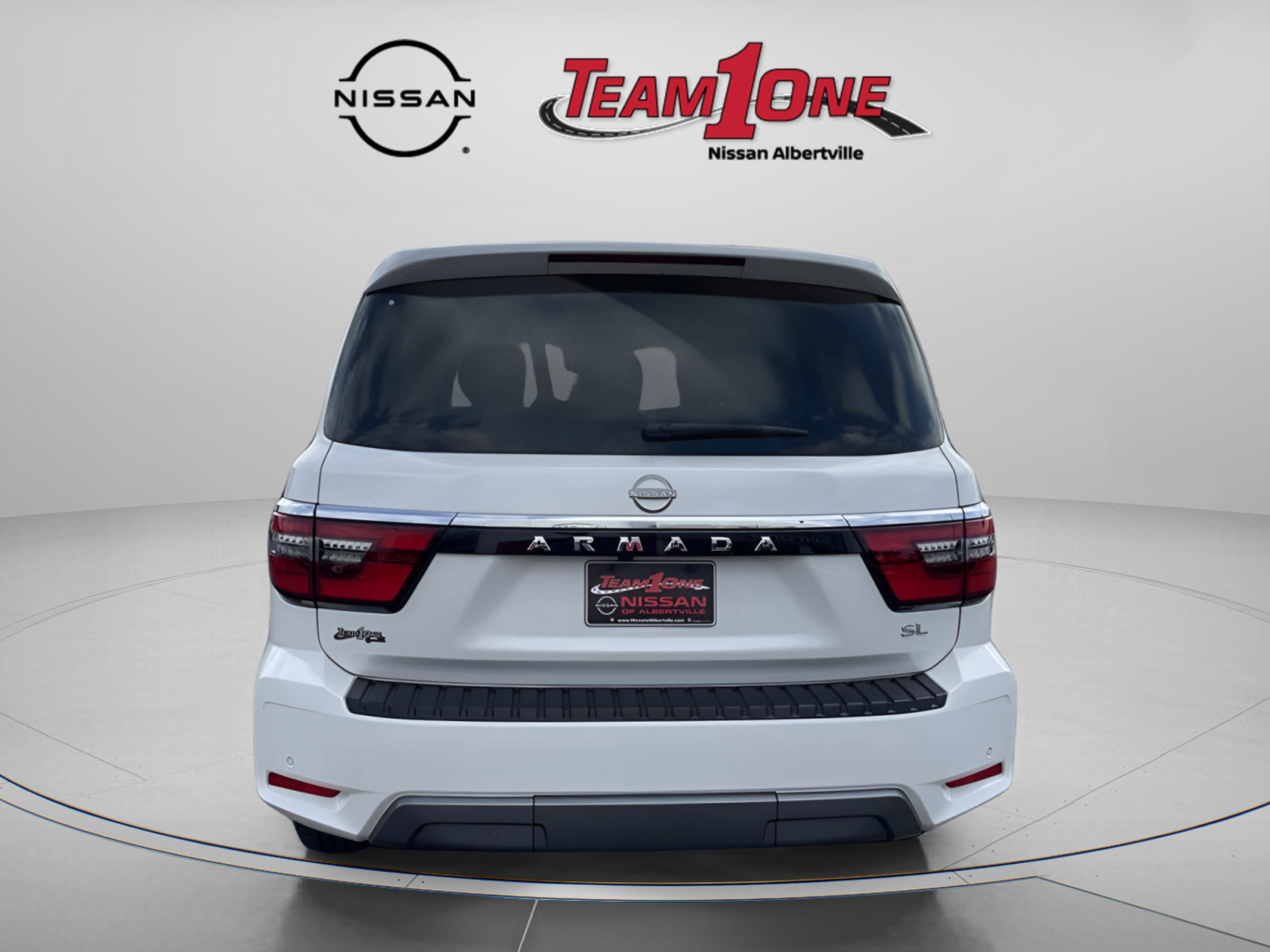 2024 Nissan Armada SL photo 3