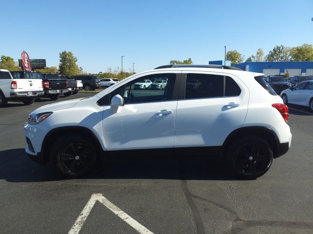 2020 Chevrolet Trax LT photo 3