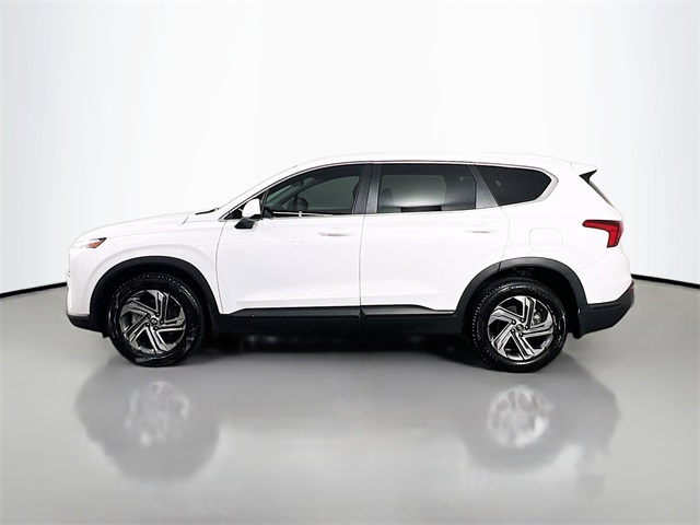 2023 Hyundai Santa Fe SE photo 2