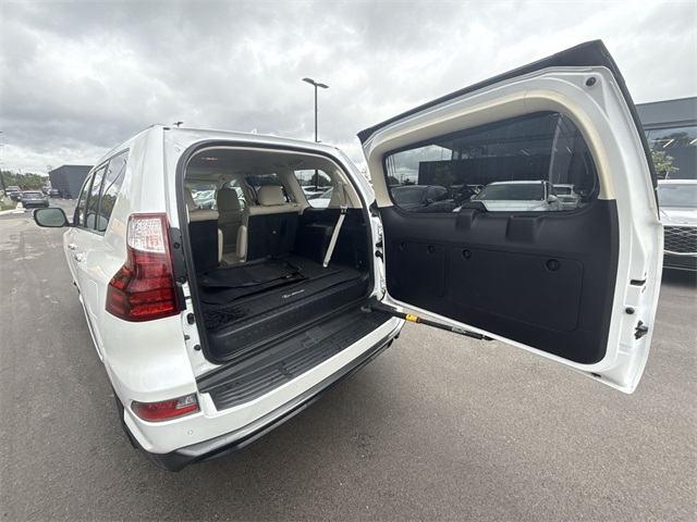 2020 Lexus GX 460 Luxury photo 24
