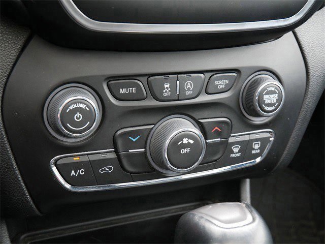 2022 Jeep Cherokee X photo 20