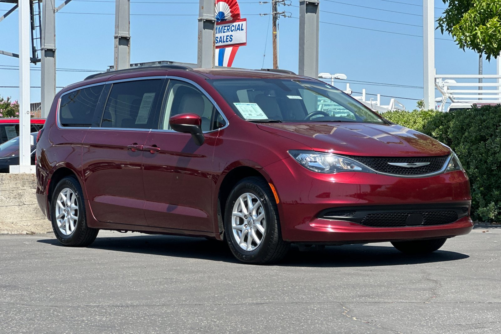 2021 Chrysler Pacifica LXi photo 2