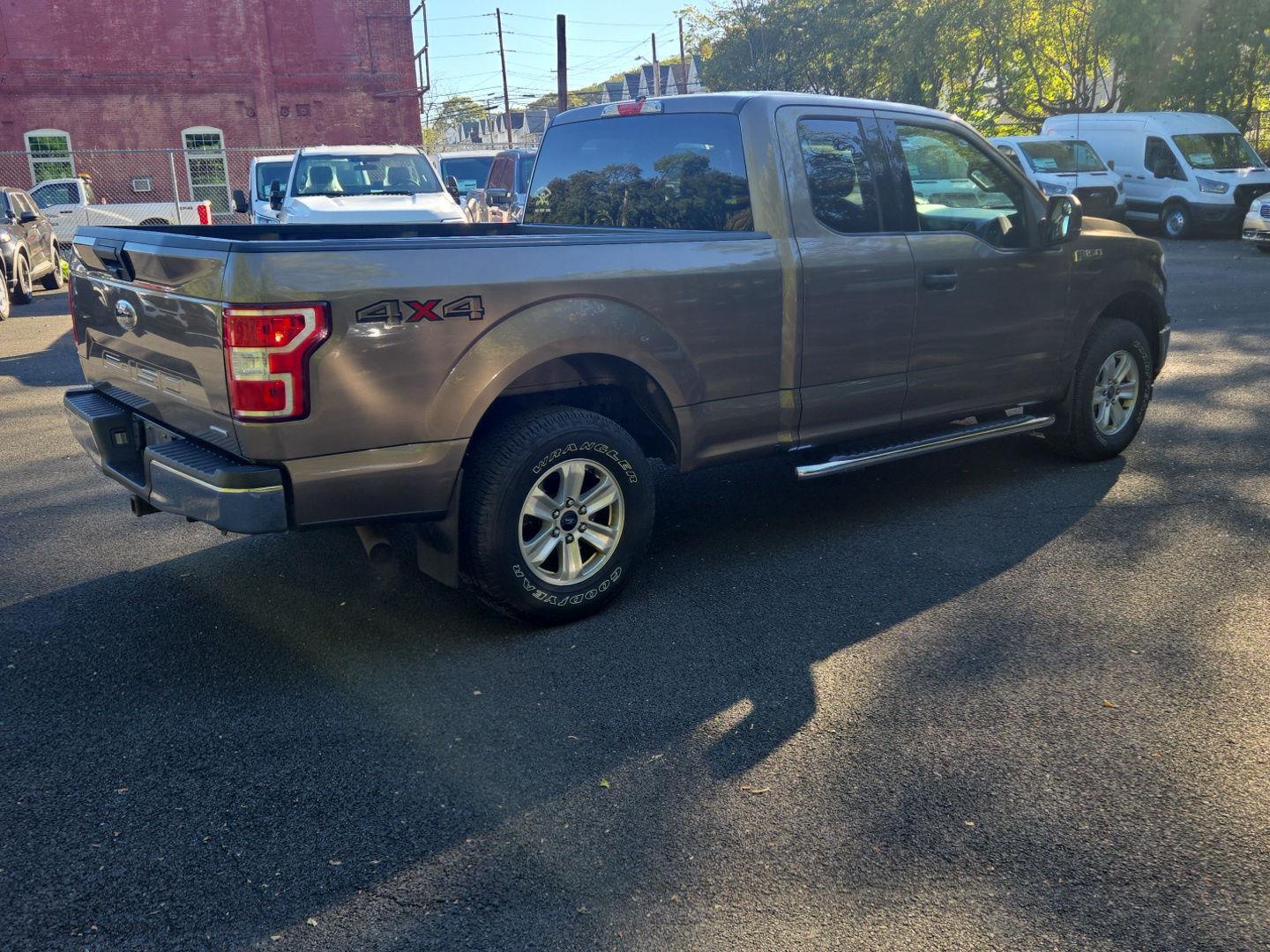2018 Ford F-150 XLT photo 5