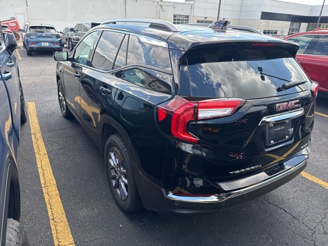 2024 Gmc Terrain SLT photo 3