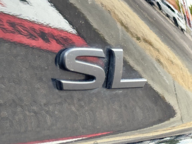 2024 Nissan Pathfinder SL photo 4