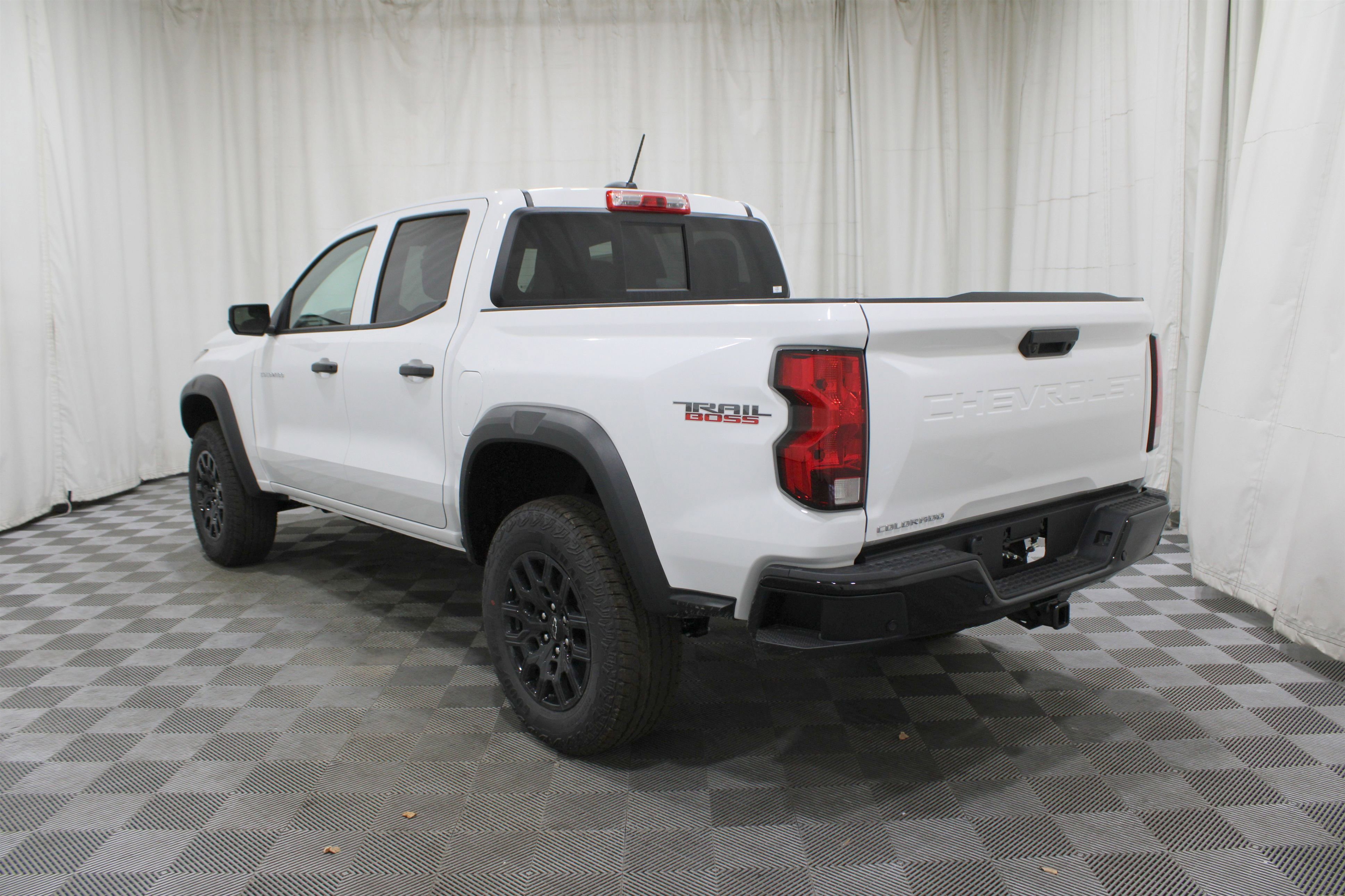 2026 Chevrolet Colorado Trail Boss photo 27