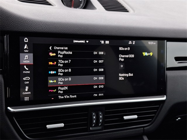 2019 Porsche Cayenne Base photo 17