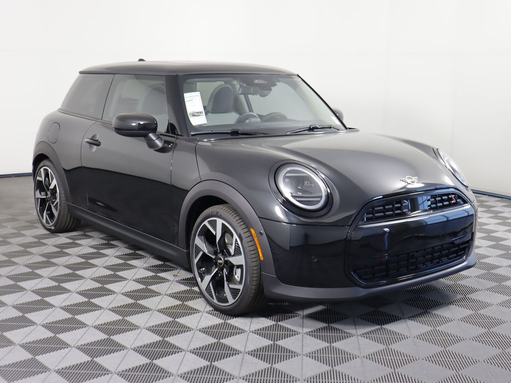 2025 Mini Cooper Signature photo 3