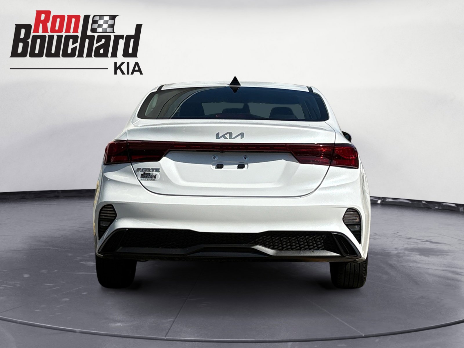 2023 Kia Forte LXS photo 3