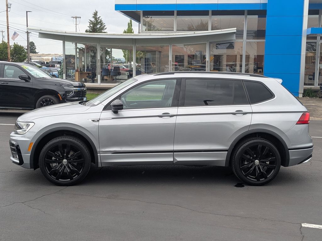2021 Volkswagen Tiguan SE R-Line Black photo 3