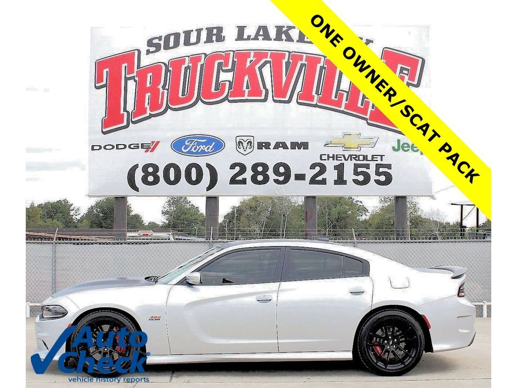 2022 Dodge Charger Scat Pack's photo