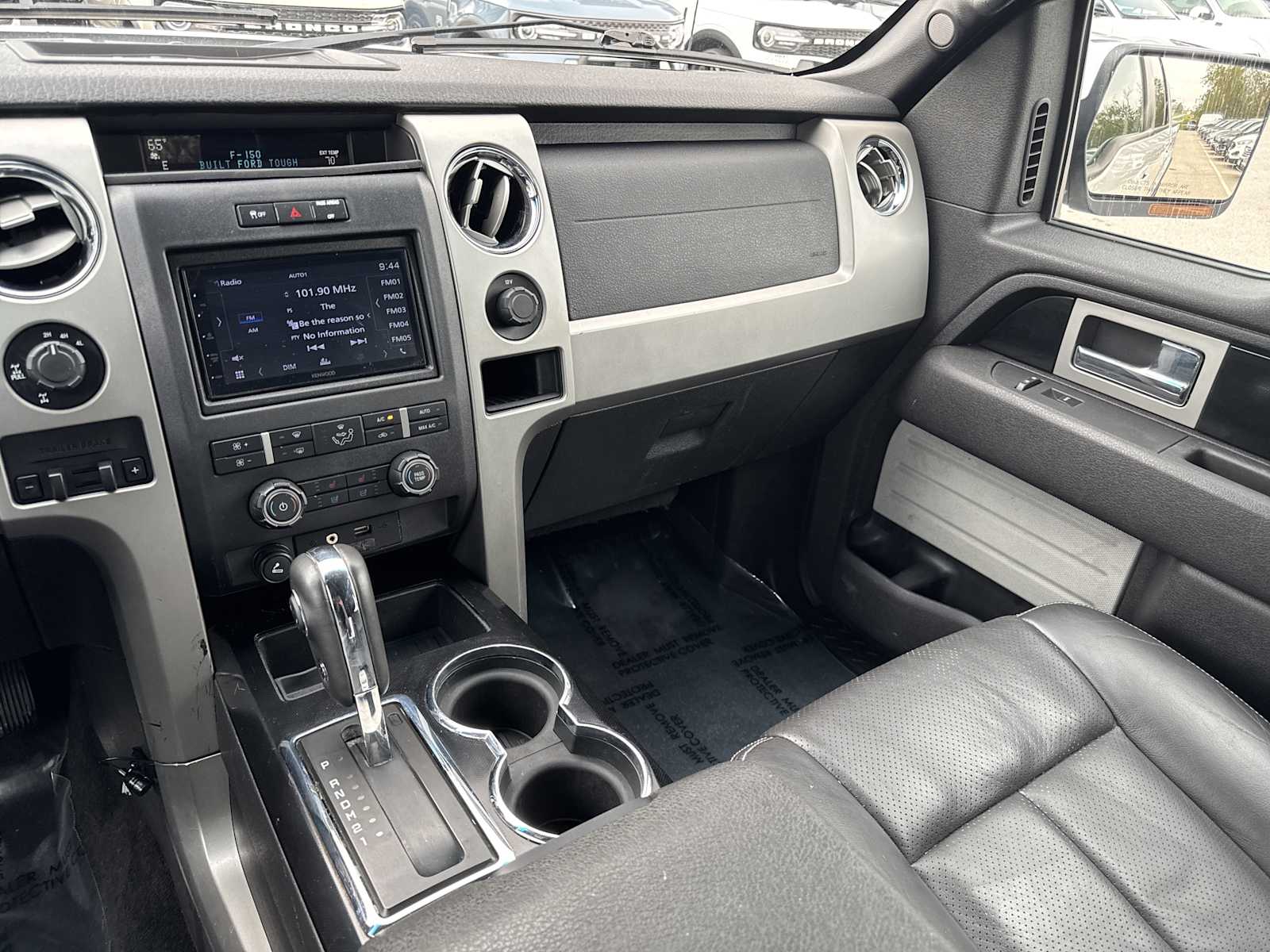 2012 Ford F-150 FX4 photo 25