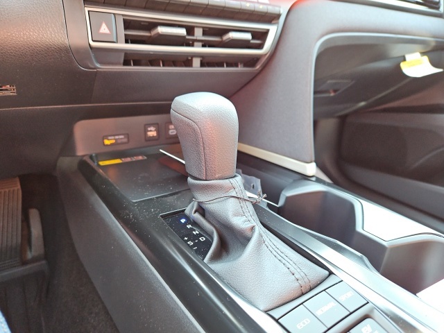2026 Toyota Camry LE photo 35