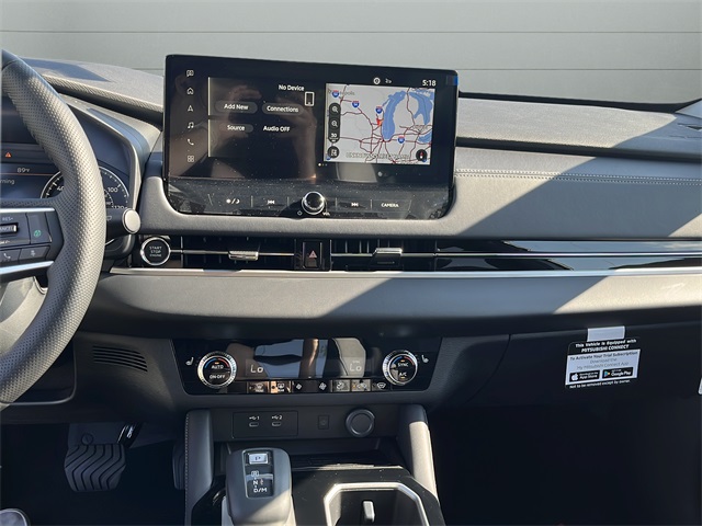 2025 Mitsubishi Outlander SE photo 22