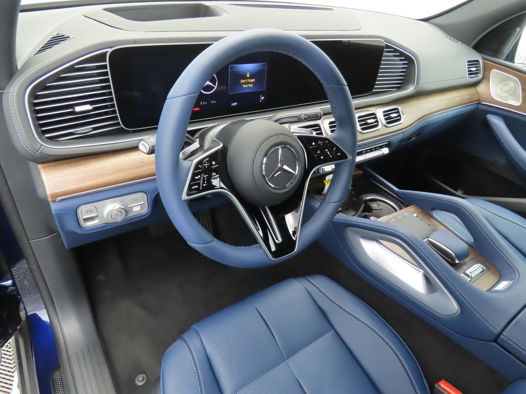 2025 Mercedes Benz GLE 450 4MATIC photo 8