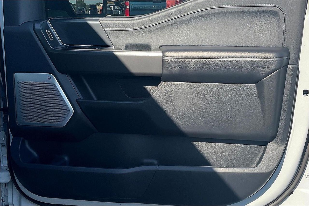 2024 Ford F-150 Lariat photo 23