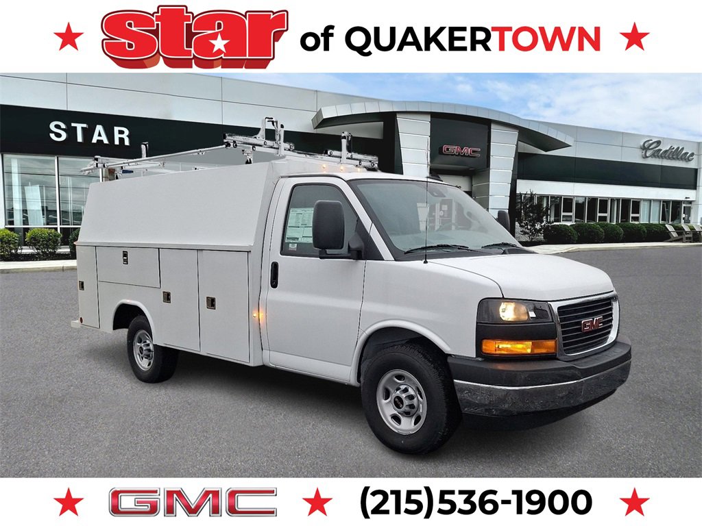 2025 GMC Savana Cutaway Work Van's photo