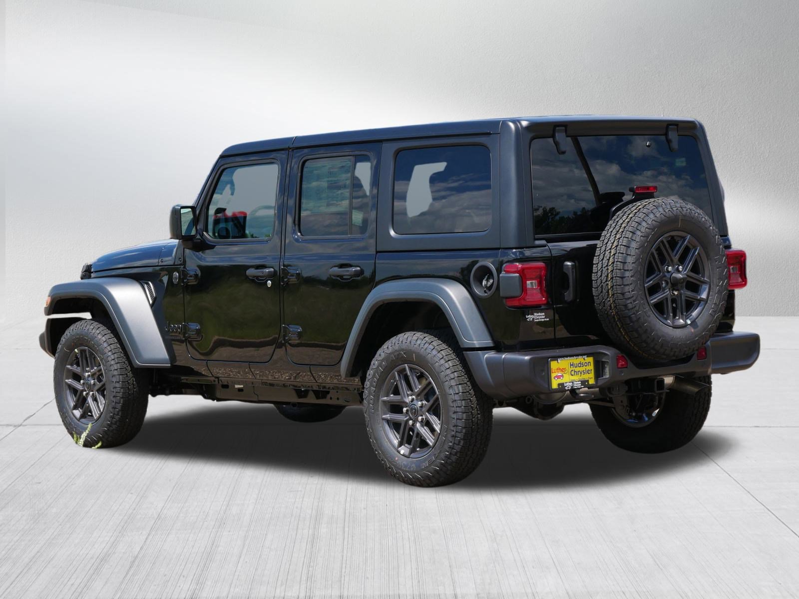 2025 Jeep Wrangler Sport S photo 3