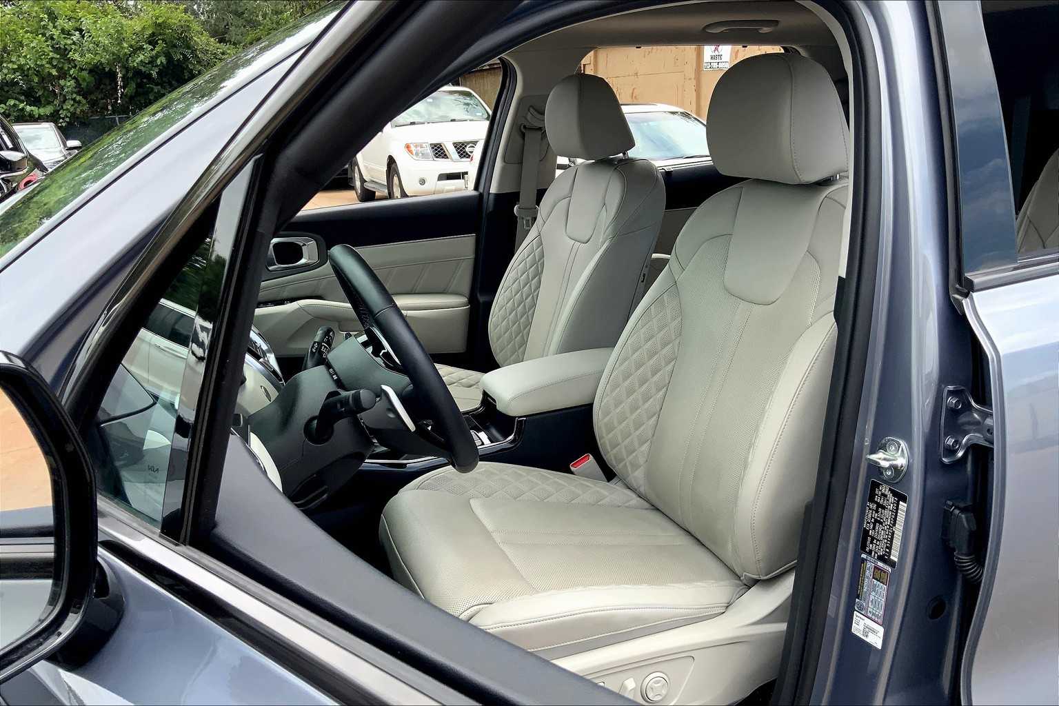 2023 Kia Sorento SX Prestige photo 12