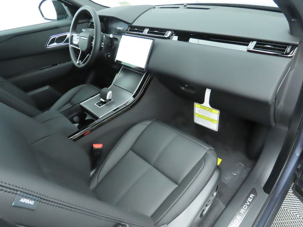 2026 Land Rover Range Rover Velar S photo 14