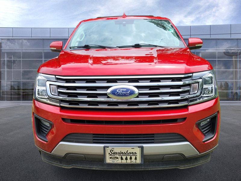 2021 Ford Expedition XLT photo 2