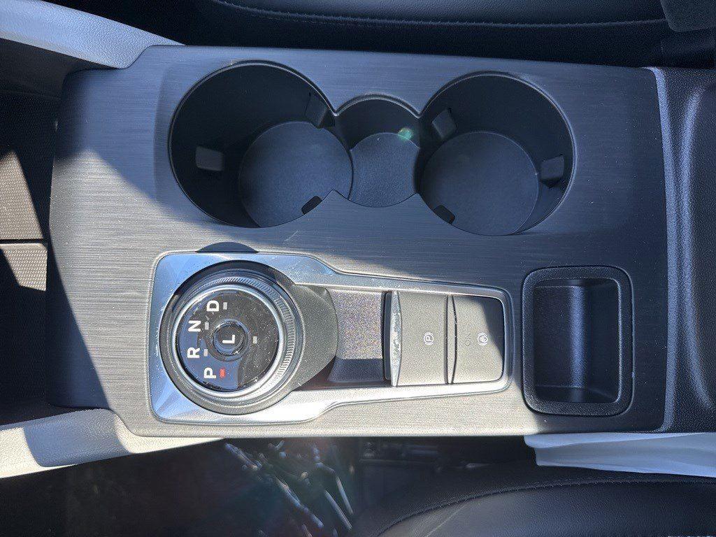 2025 Ford Escape Plug-In Hybrid photo 38