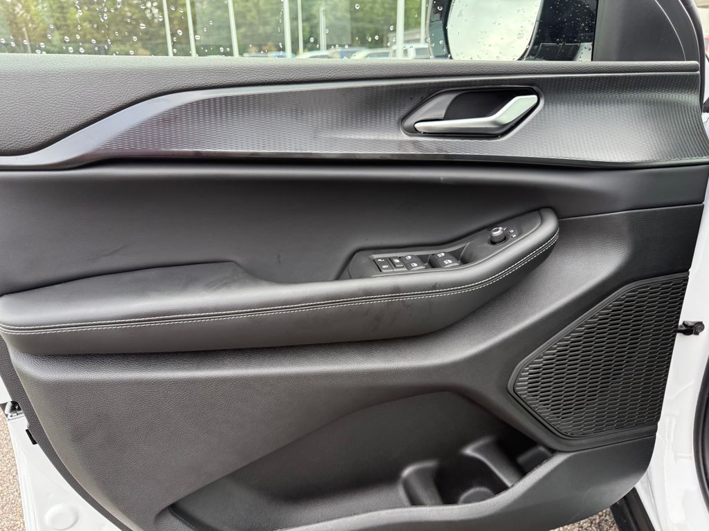 2025 Jeep Grand Cherokee Altitude X photo 9
