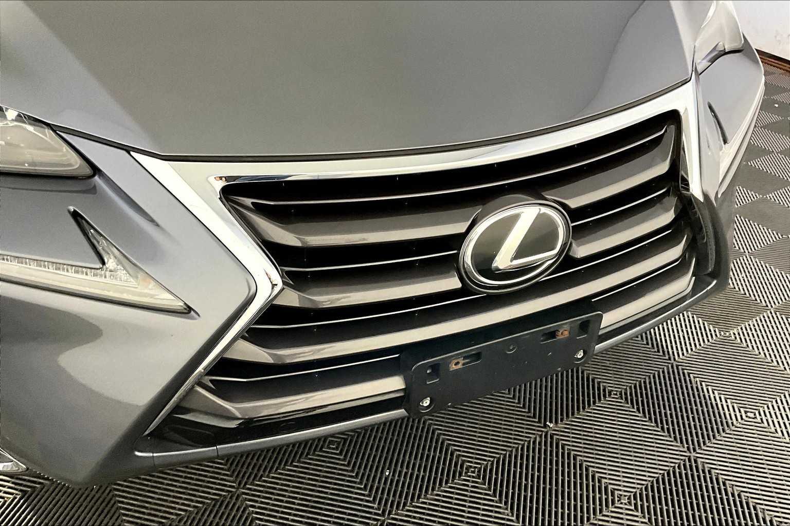2015 Lexus NX 200t AWD photo 30