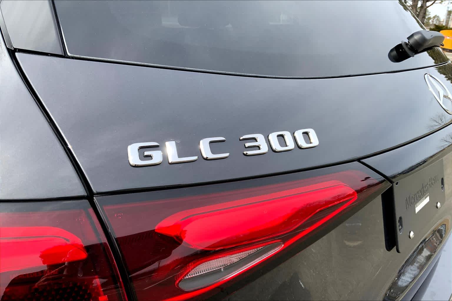 2025 Mercedes Benz GLC 300 4MATIC photo 18