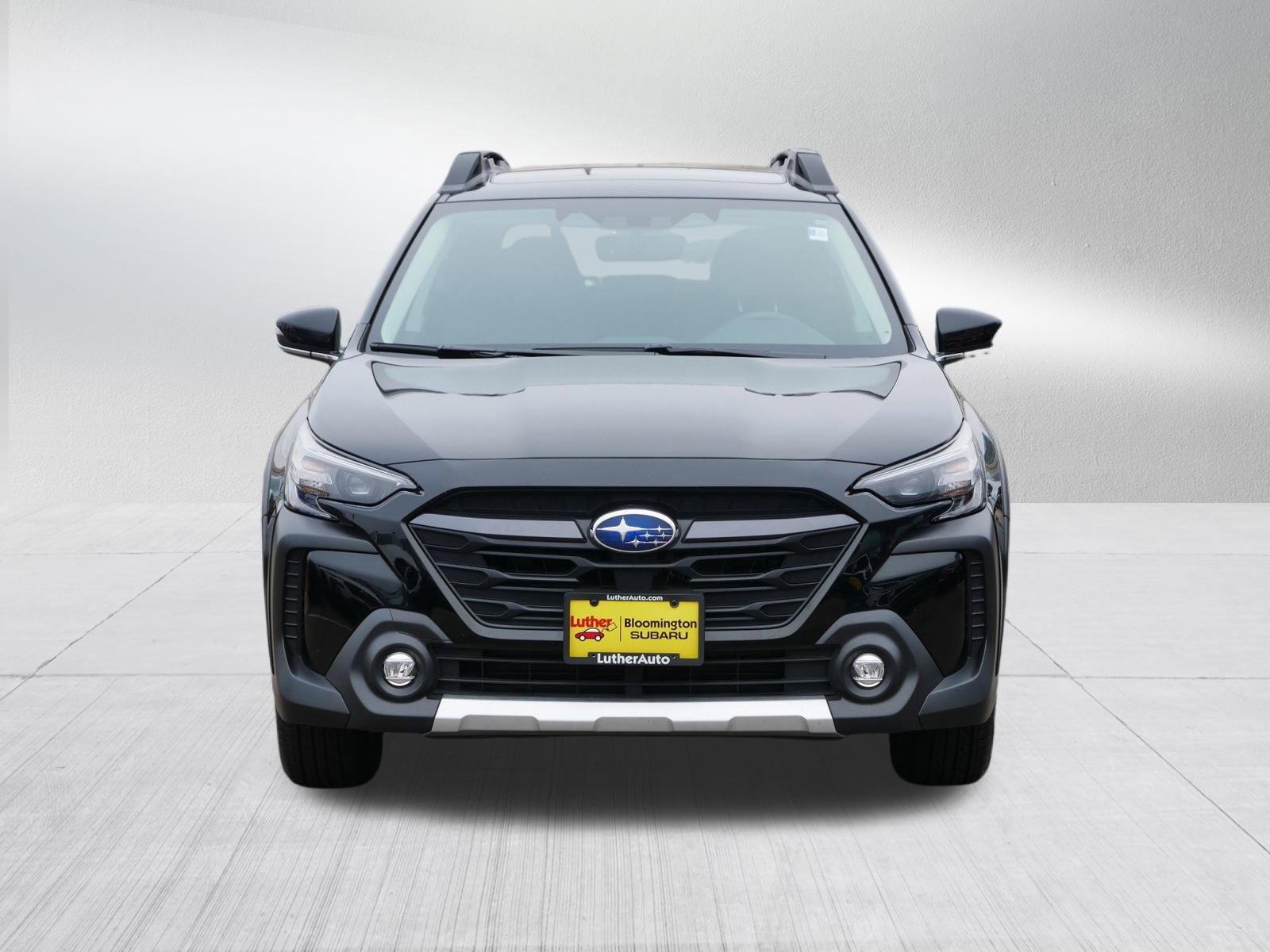 2025 Subaru Outback Limited photo 2