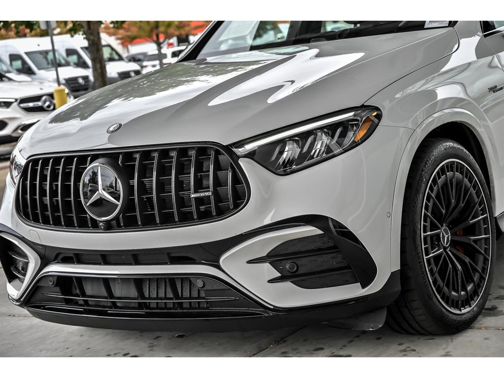 2025 Mercedes Benz GLC AMG 63 S E PERFORMANCE 4MATIC photo 4