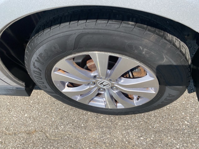 2015 Honda Odyssey EX-L photo 28