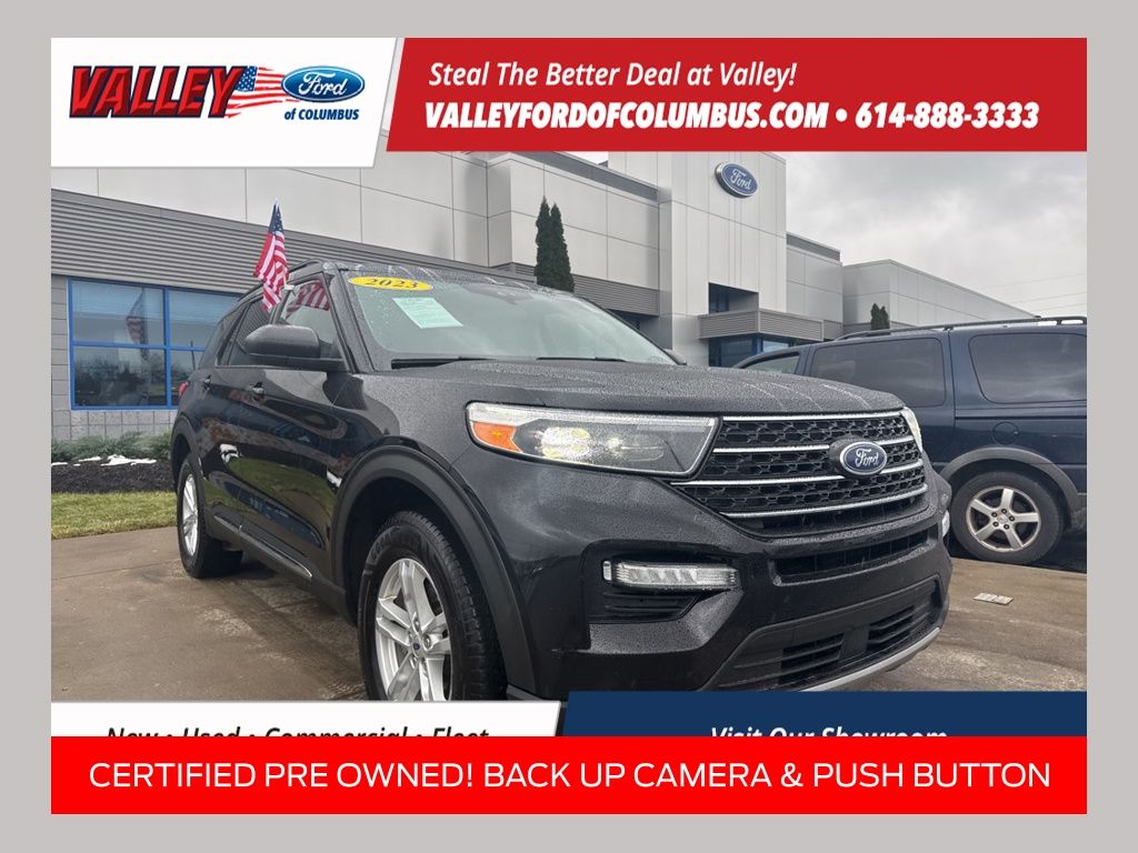 2023 Ford Explorer XLT's photo