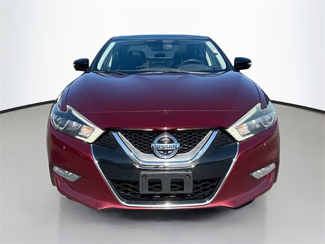 2016 Nissan Maxima Platinum photo 2