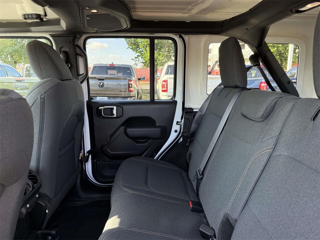 2025 Jeep Wrangler Sport S photo 14