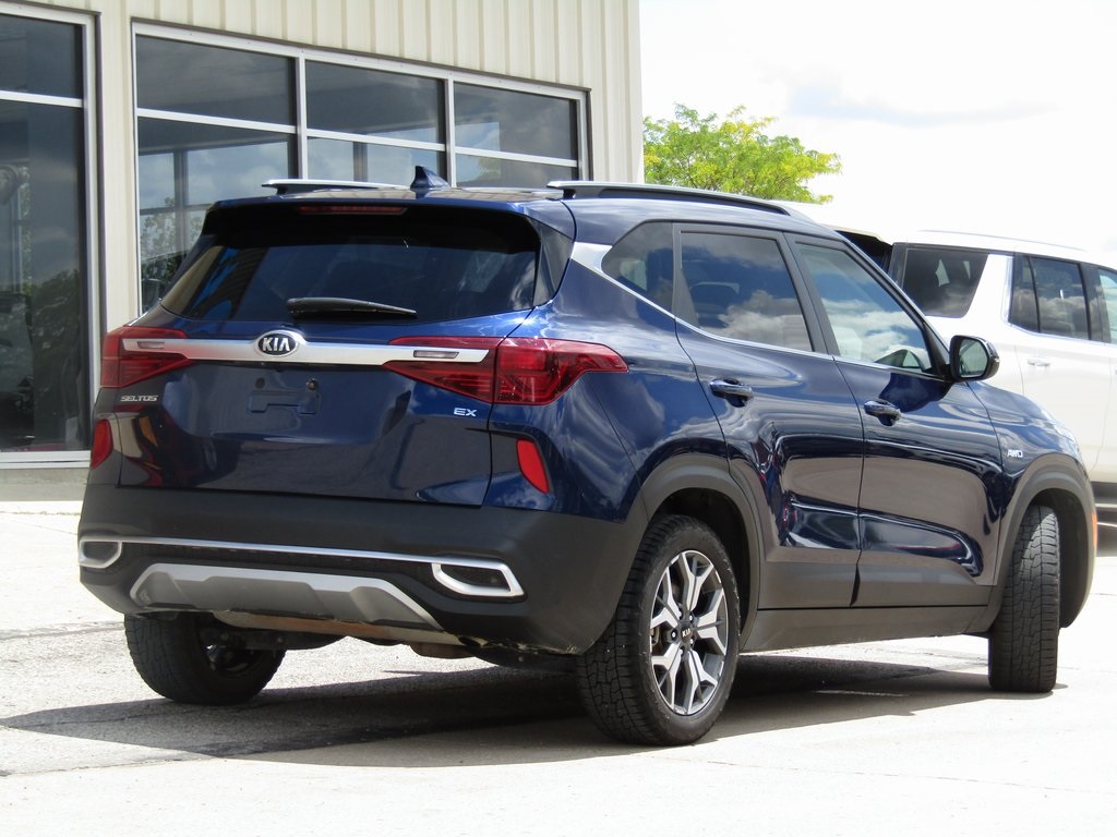 2021 Kia Seltos EX photo 3