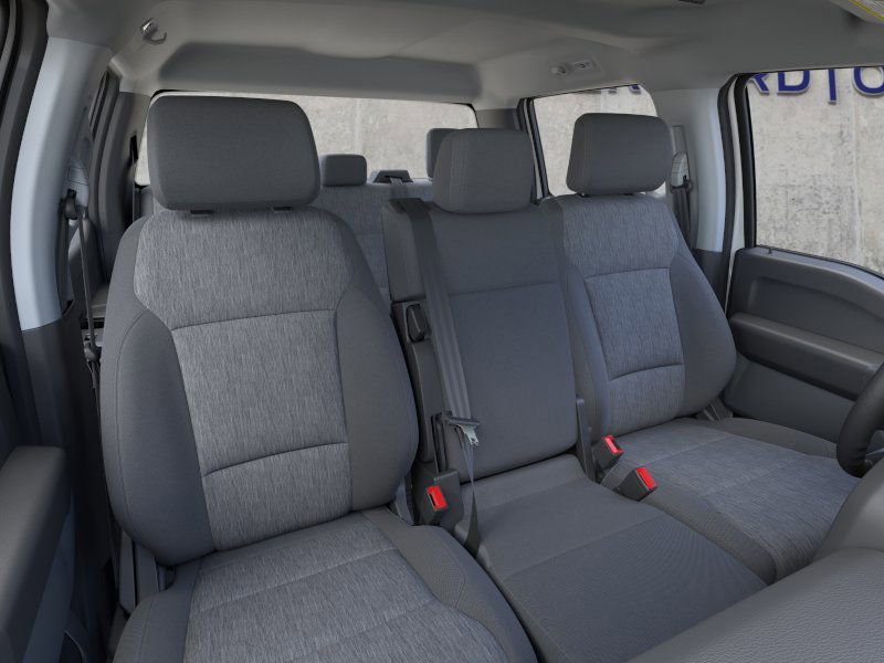 2025 Ford F-250 XL photo 2