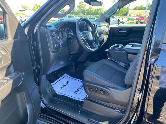 2023 Chevrolet Silverado 1500 Custom photo 6