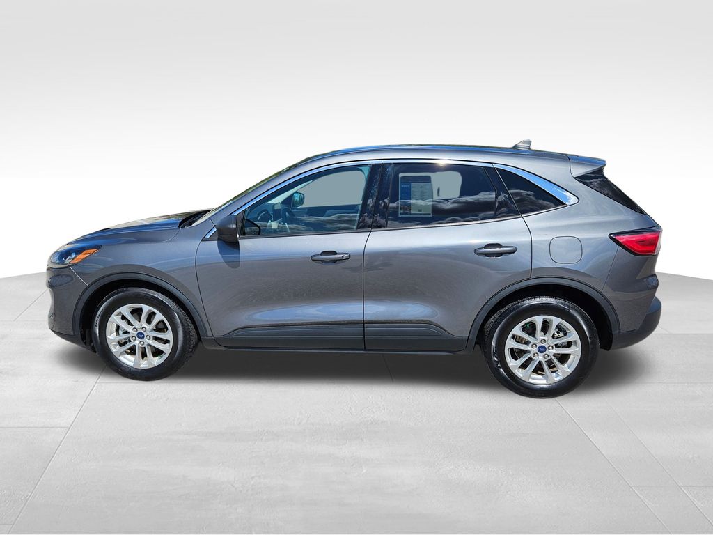 2022 Ford Escape Hybrid SE photo 8