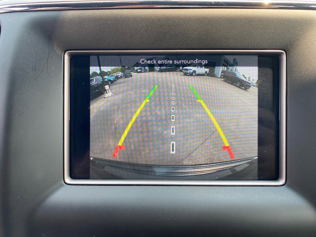 2021 Jeep Grand Cherokee Laredo E photo 13