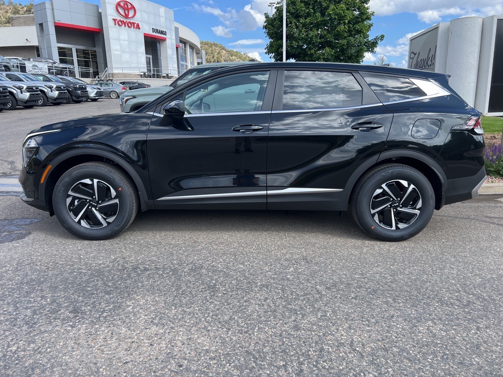 2025 Kia Sportage Hybrid LX photo 4
