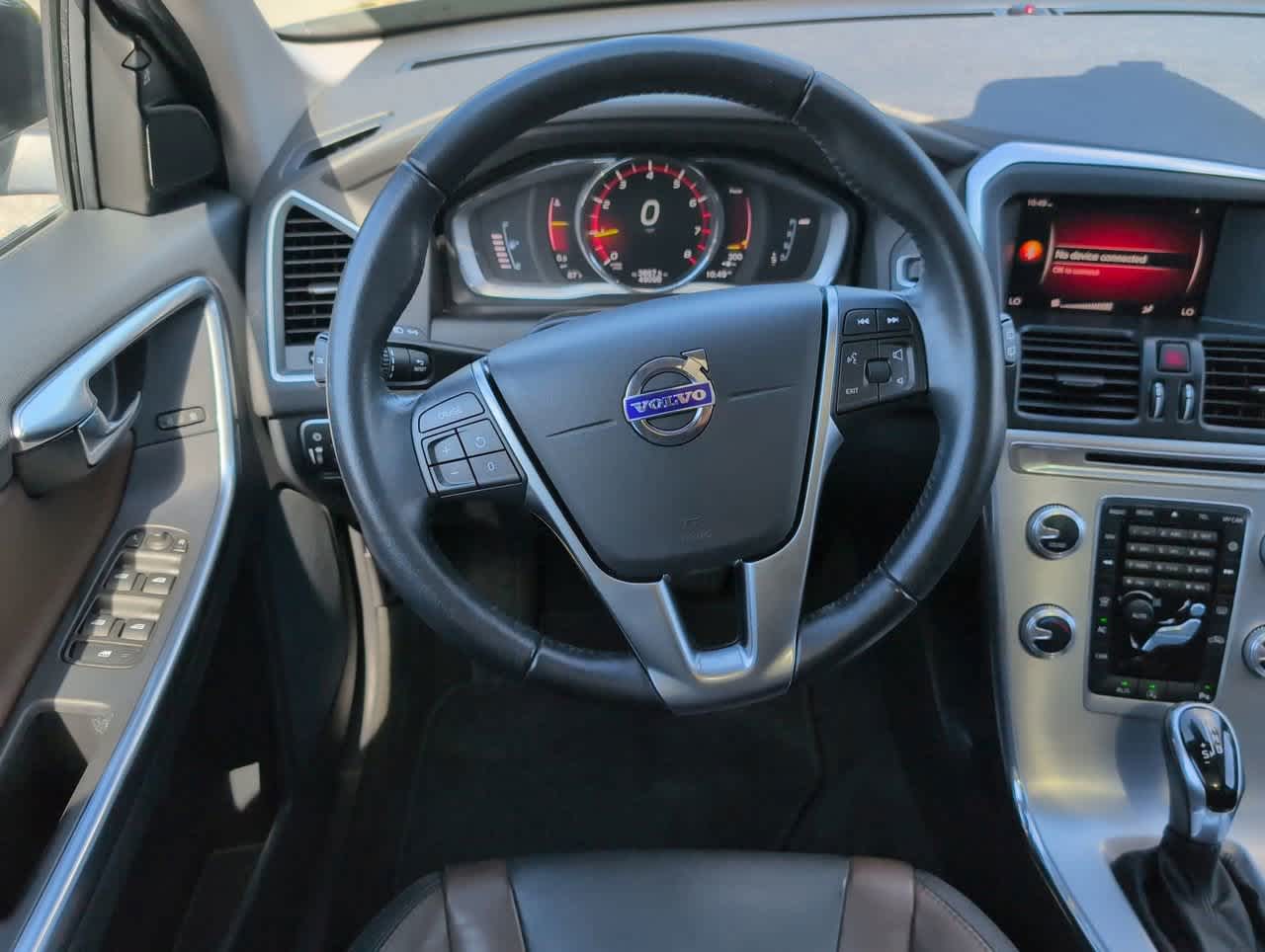 2017 Volvo XC60 Dynamic photo 17