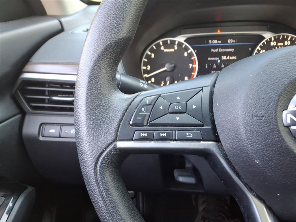 2023 Nissan Altima 2.5 SV photo 18