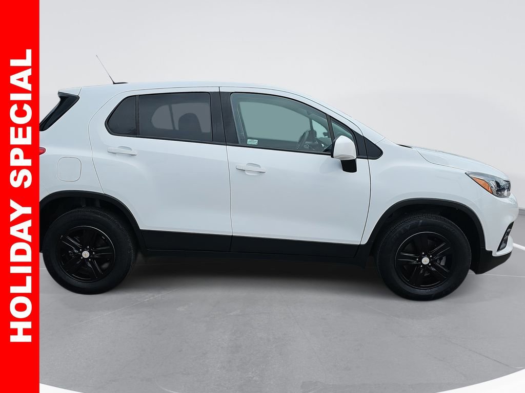 Used 2022 Chevrolet Trax LS with VIN KL7CJNSM2NB549263 for sale in Watsonville, CA