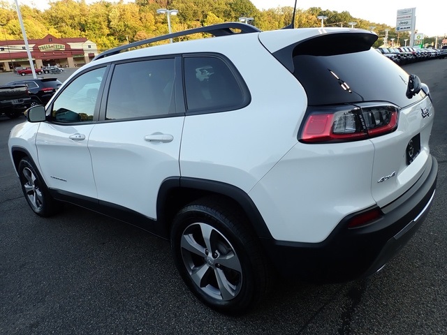 2022 Jeep Cherokee Limited photo 2