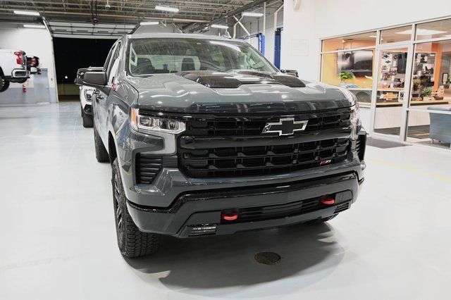 2026 Chevrolet Silverado 1500 LT Trail Boss photo 3