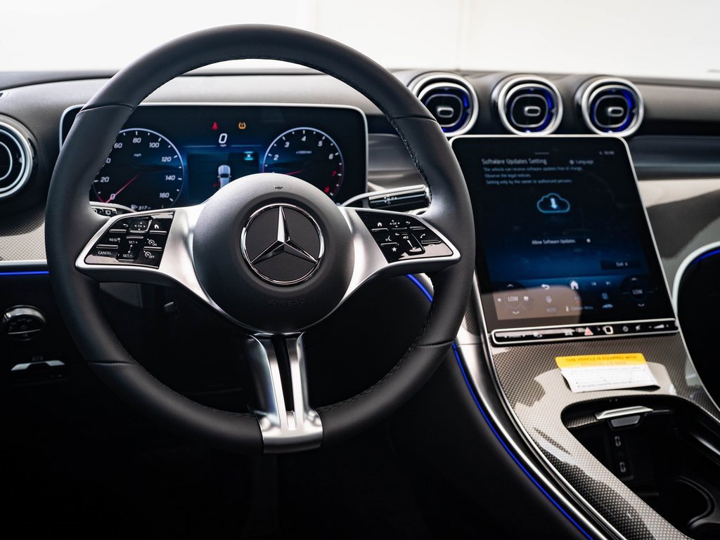 2025 Mercedes Benz GLC 300 4MATIC photo 4