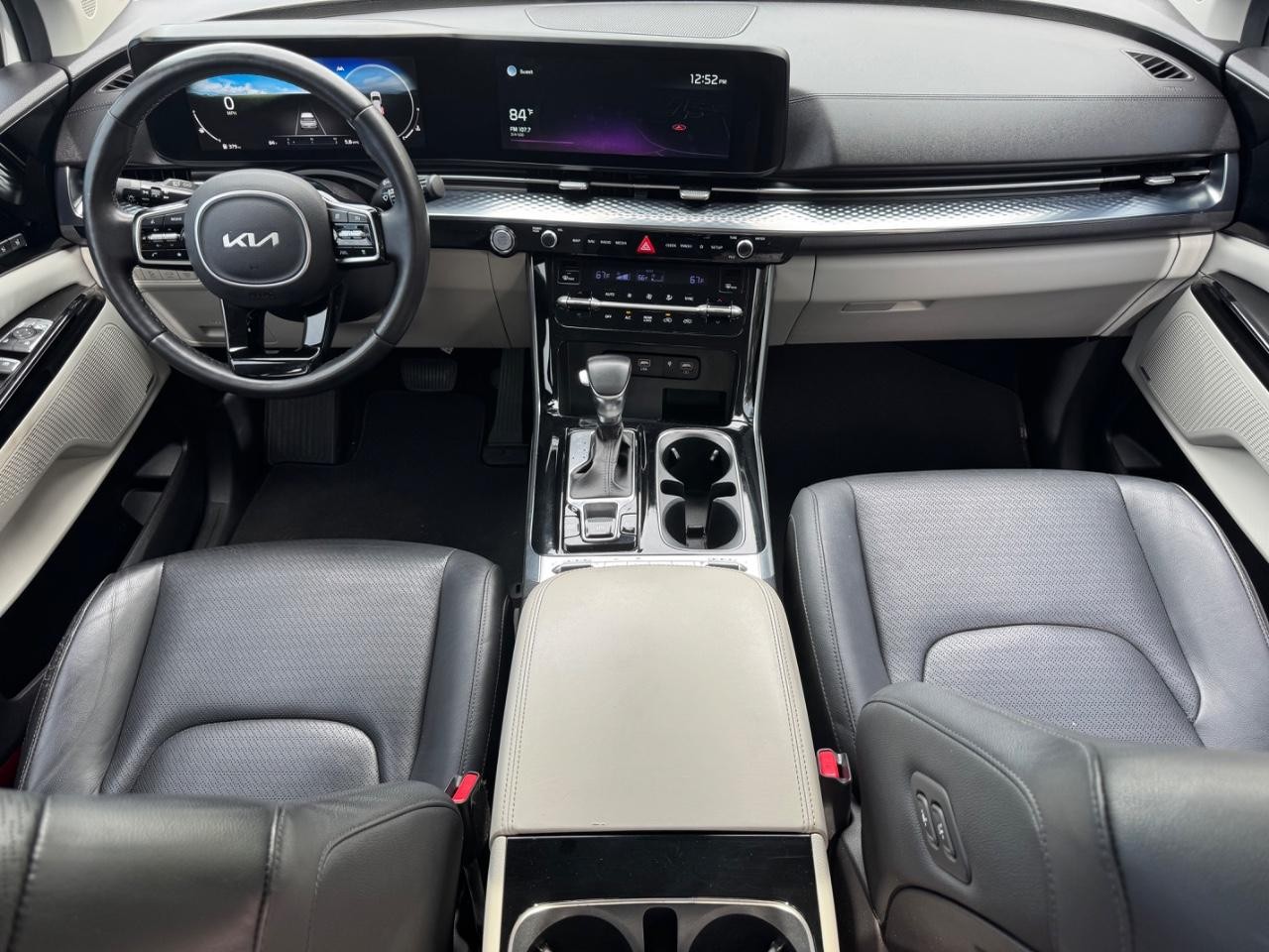 2022 Kia Carnival SX Prestige photo 11